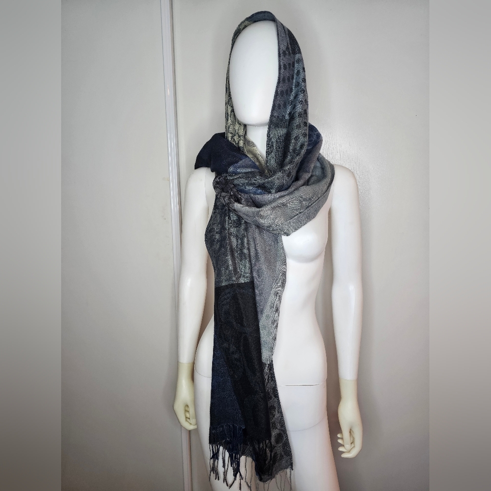 100% PASHMINA Elegant Gray and Black Women's Scarf